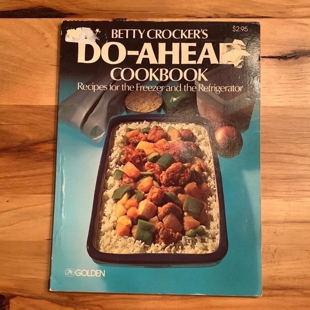 Vintage Betty Crocker Do-Ahead cookbook 7th Edition / 1977